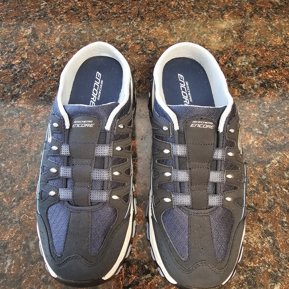 Skechers Encore Sneakers - Picture 10 of 10